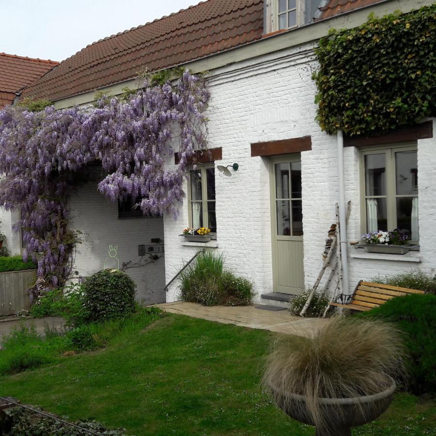 L'Atterrissage Bed & Breakfast Santes Exterior foto