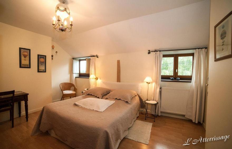 L'Atterrissage Bed & Breakfast Santes Exterior foto