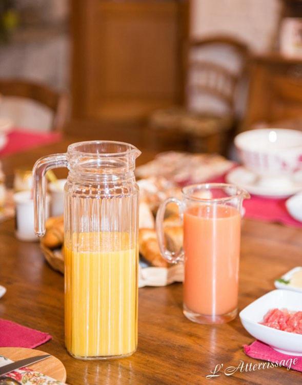 L'Atterrissage Bed & Breakfast Santes Exterior foto