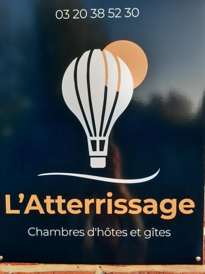 L'Atterrissage Bed & Breakfast Santes Exterior foto